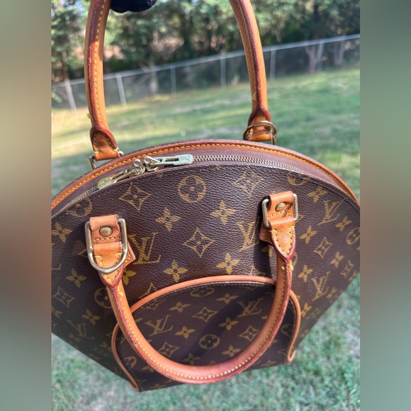 Louis Vuitton Ellipse MM Handbag w/ COA MI0958 Monogram Canvas Preloved - Picture 3 of 13